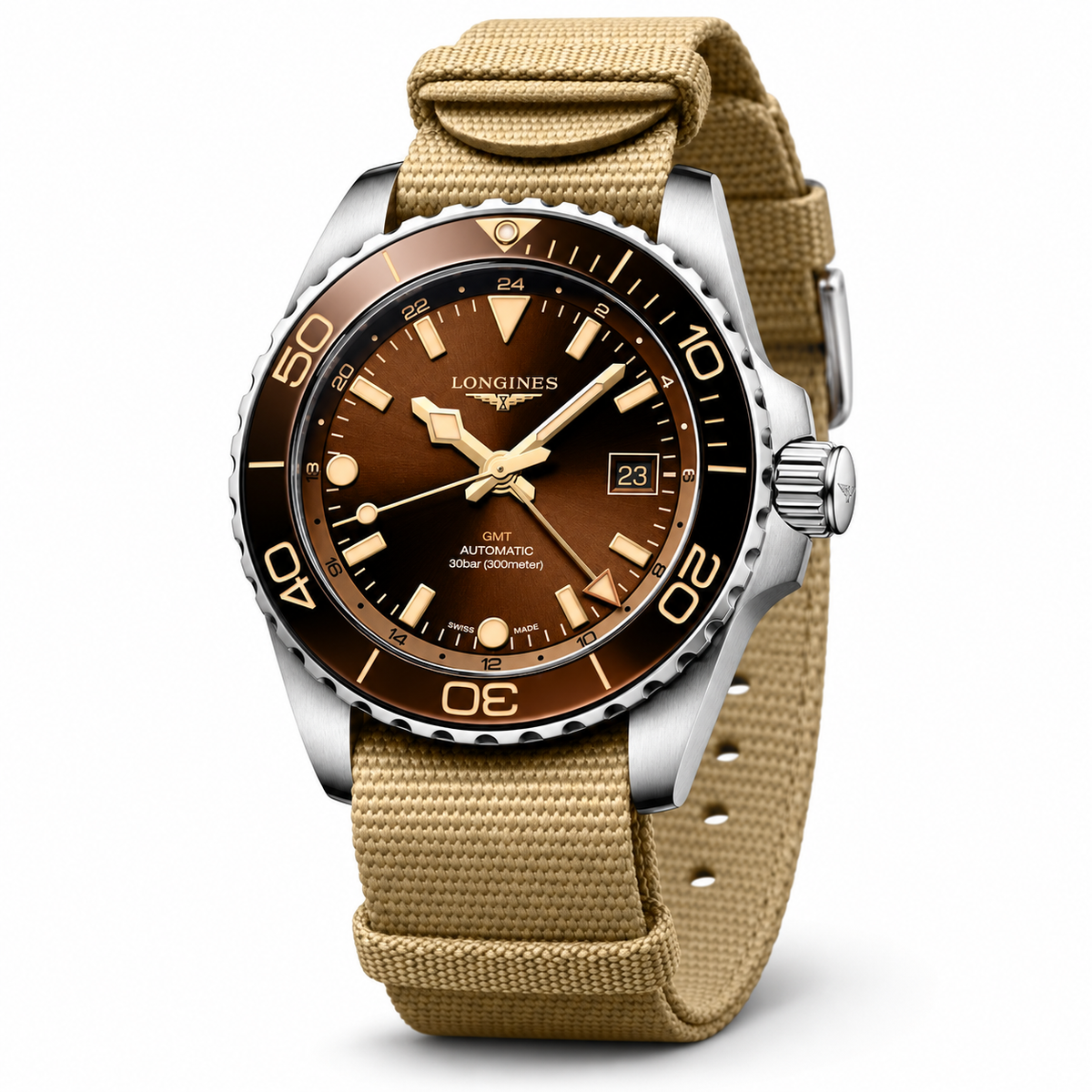 Longines HydroConquest GMT L3.790.4.66.2 — vue trois quarts